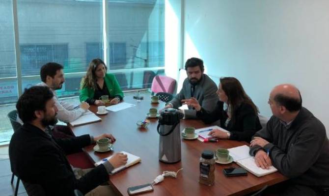 Mesa Regional de Desarrollo Económico aborda el trabajo de la mujer en Los Ríos