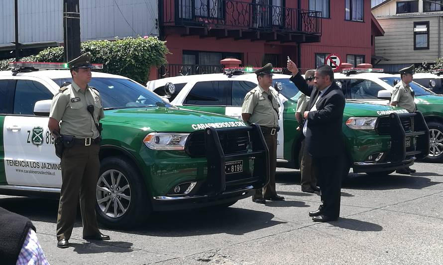 Carabineros de Valdivia recibió 5 nuevos vehículos institucionales