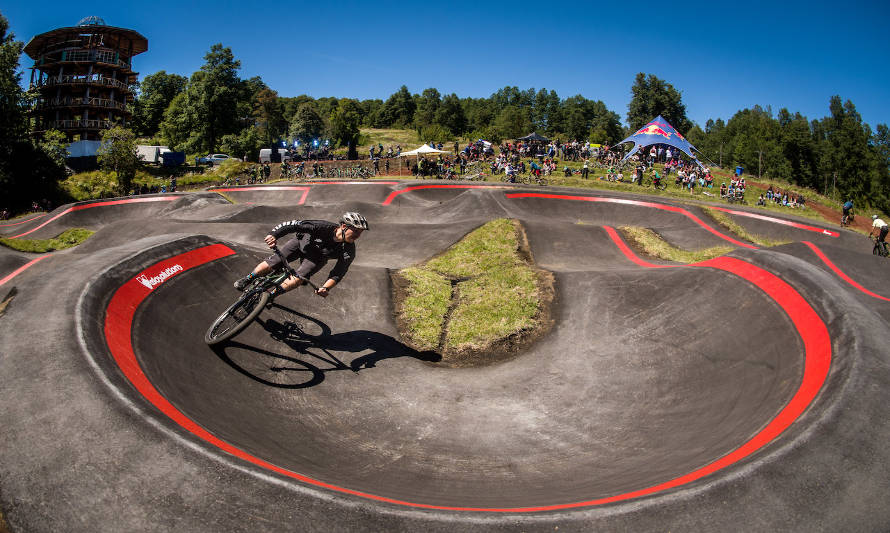 Huilo Huilo inauguró Bike Park y el Pump Track más grande de Latinoamérica