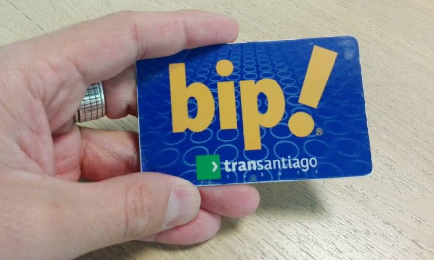 Piden eliminar caducidad de los montos acumulados en la tarjeta BIP para usuarios de regiones