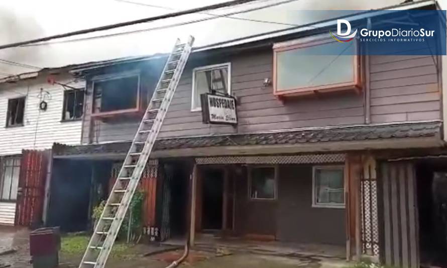 Incendio dejó al menos 14 damnificados en Valdivia