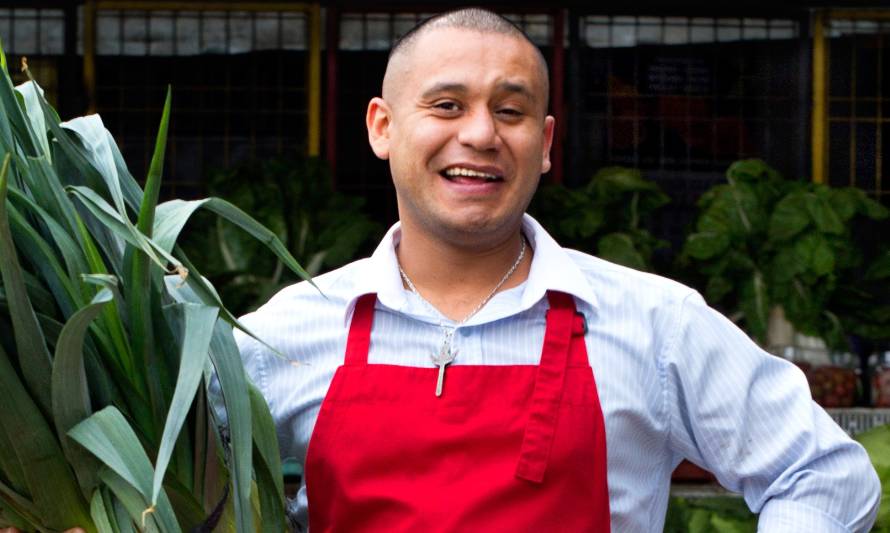 “La Magia de la Cocina en Cuarentena”: Cocinero “Nacho” Román presenta novedoso libro de recetas