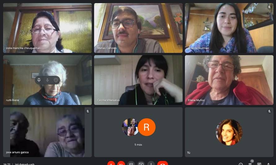 Estudiantes de UST Valdivia realizan charlas virtuales para adultos mayores