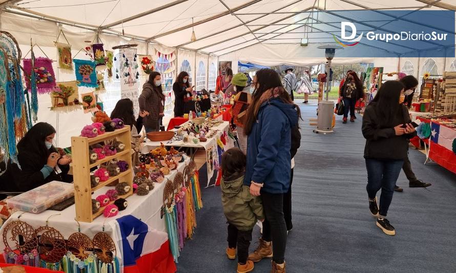 En Fiestas Patrias Municipio de Panguipulli lanza Feria Itinerante Sietelagos