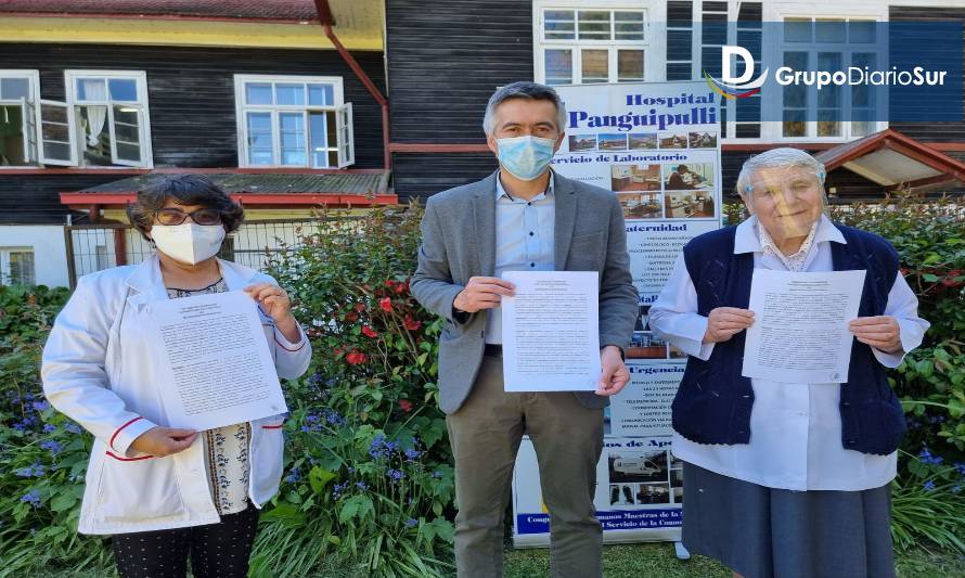 Municipalidad de Panguipulli firma convenio con Hospital Padre Bernabé de Lucerna