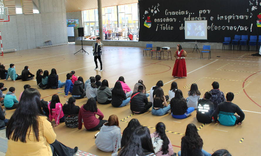 Iniciativa del Teatro Educativo de las Artes “El Teatro en tu Escuela” inició su primera intervención en la comuna