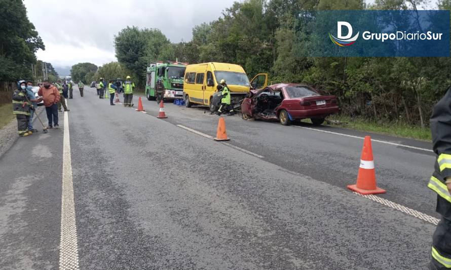 Accidente carretero enluta a Lanco: Hay dos fallecidos 