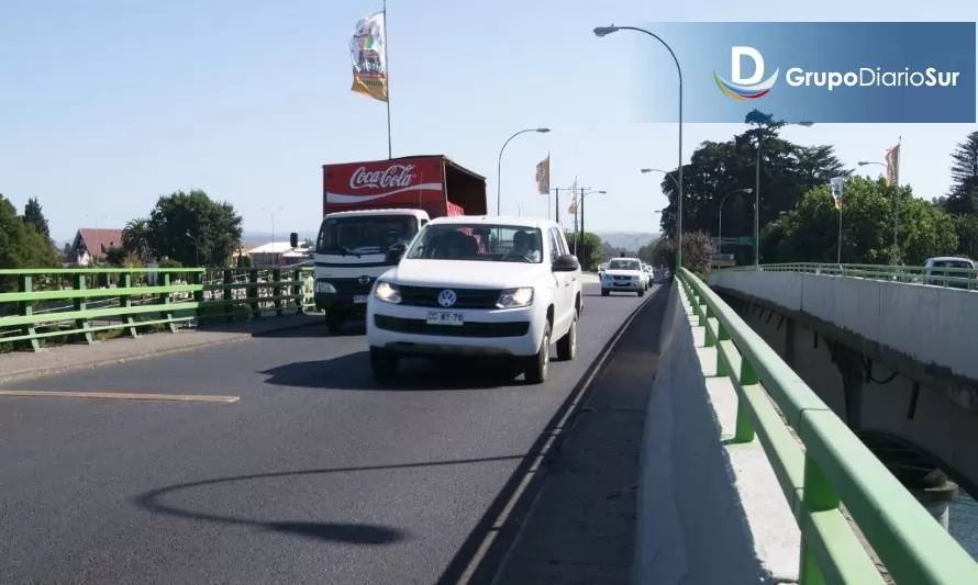 MOP anuncia interrupciones de tránsito en los puentes Cau Cau y Calle Calle