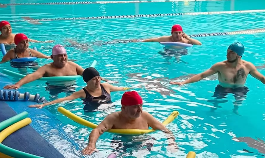 Valdivia: abren piscina Aqua para público general 