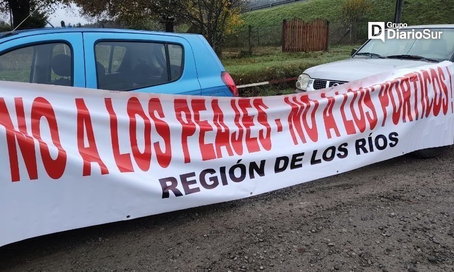 [AHORA] Manifestación contra anunciado sistema de peajes en San José de la Mariquina
