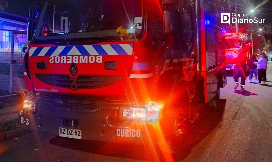 Bomberos se dirige a emergencia por materiales peligrosos en Paillao