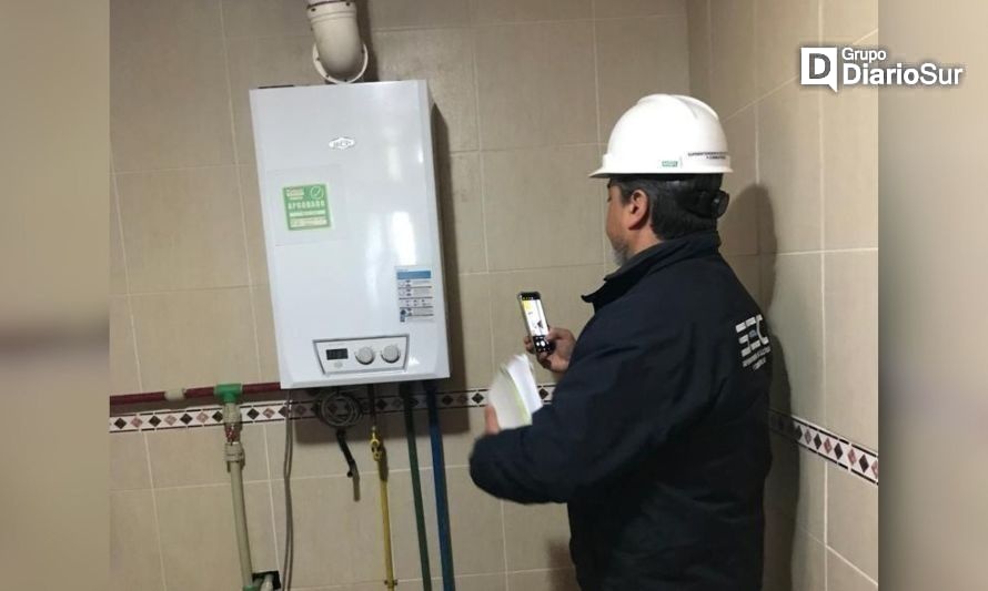 SEC inspecciona instalaciones eléctricas y de gas en colegios de Valdivia y Panguipulli