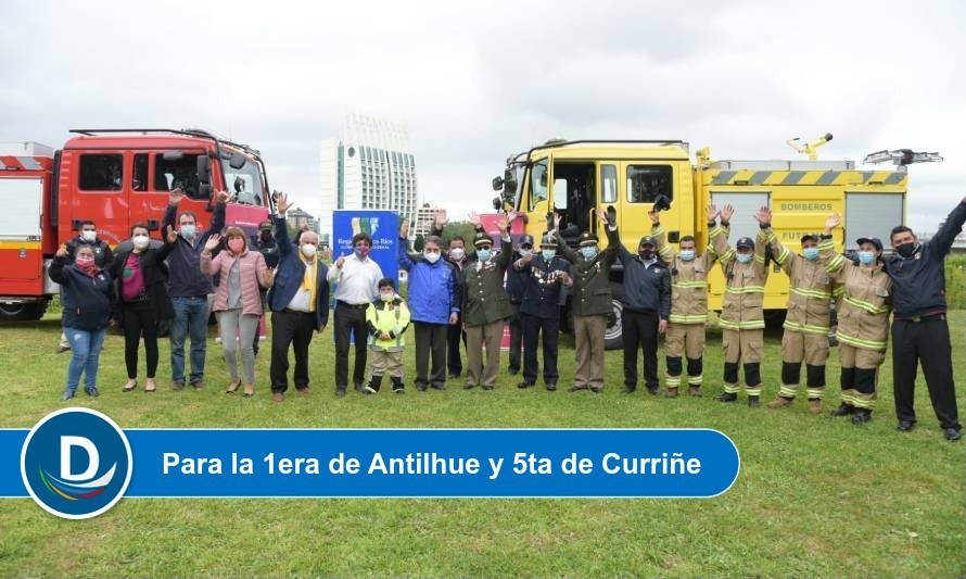 Bomberos de Futrono y Los Lagos estrenan carros forestales